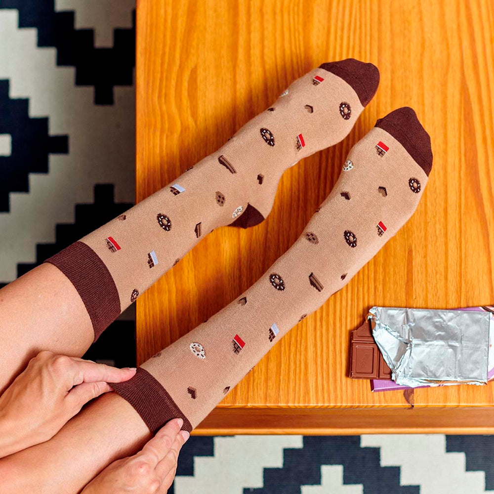 Calcetines Si puedes leer esto tráeme chocolate