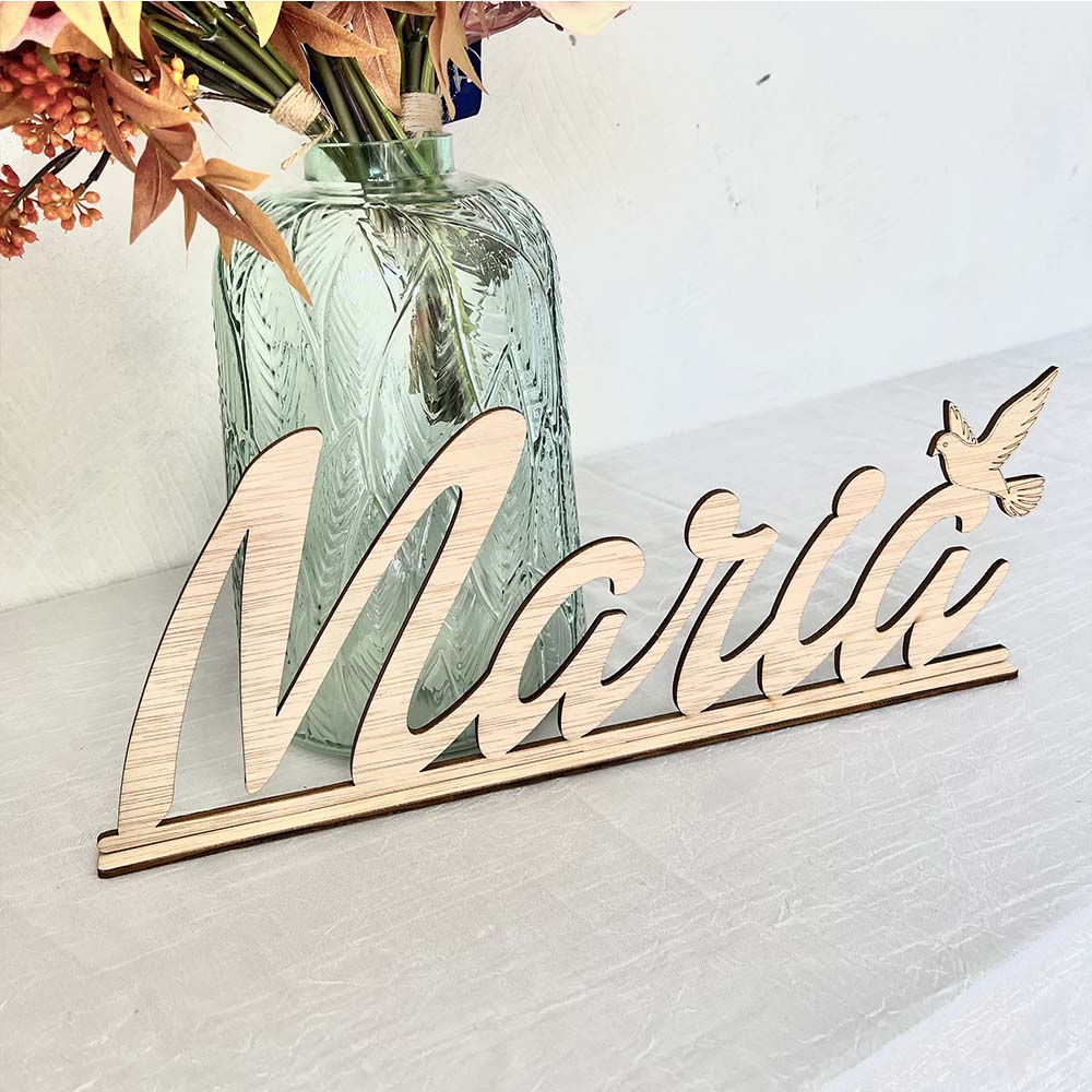 Nombre de madera sobremesa