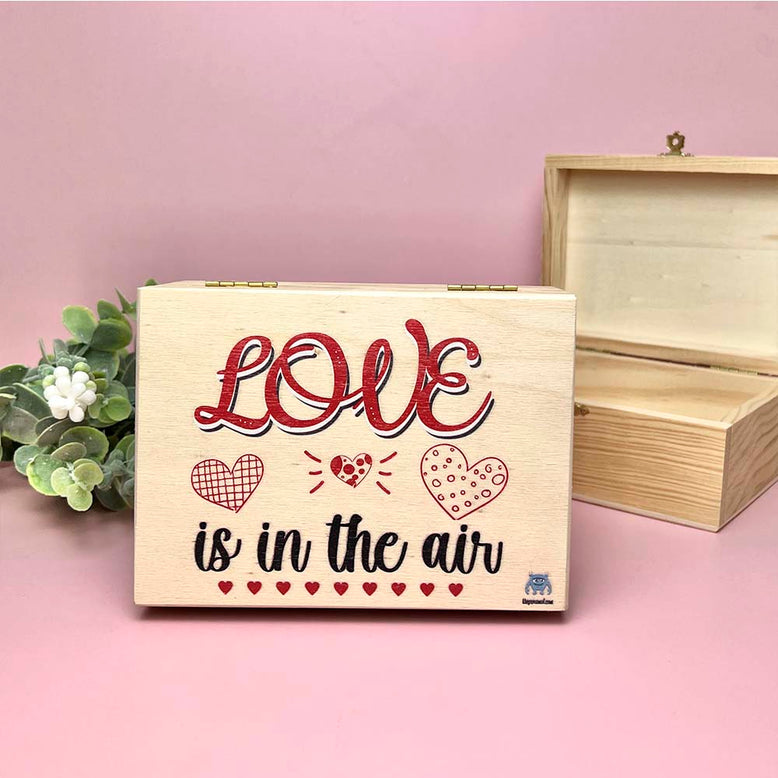 Caja madera Love is in the air