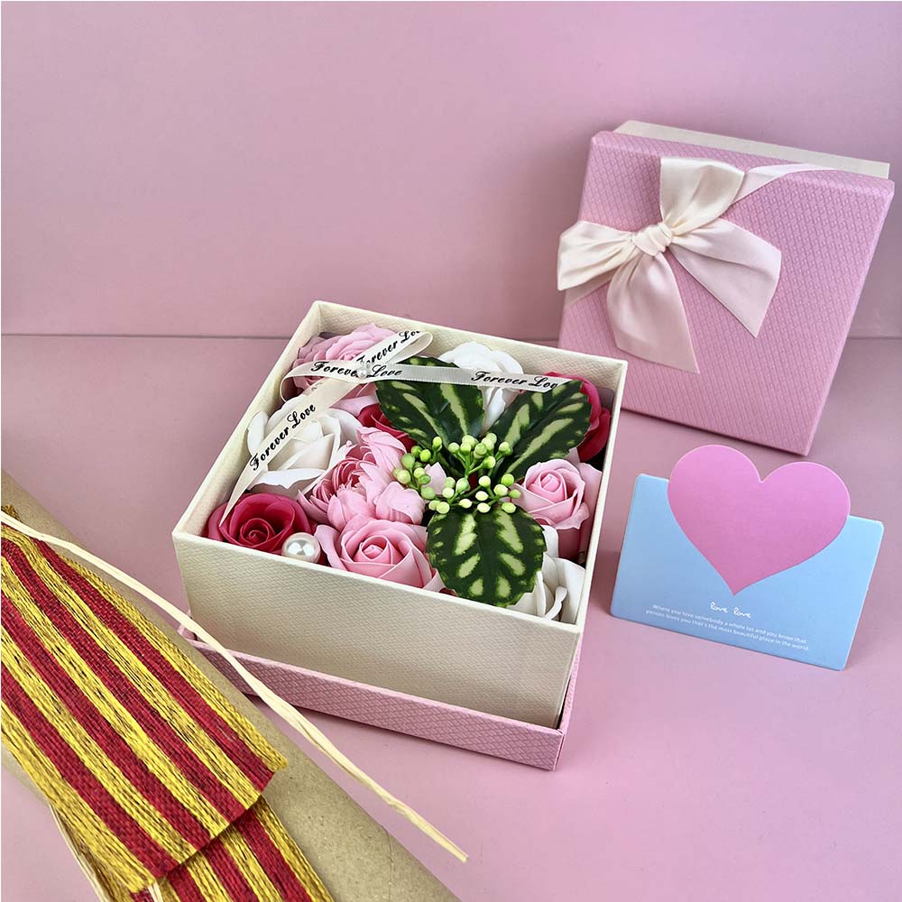 Bouquet flores de jabon caja regalo rosa
